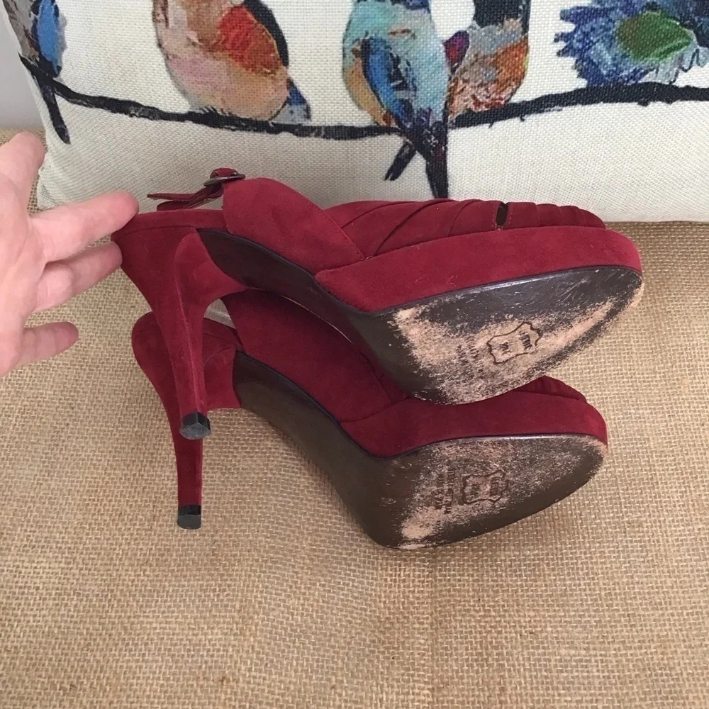 Stuart Weizmann Women’s Red Suede Leather Party Platform Sling Heels Size 7.5 - Picture 9 of 11
